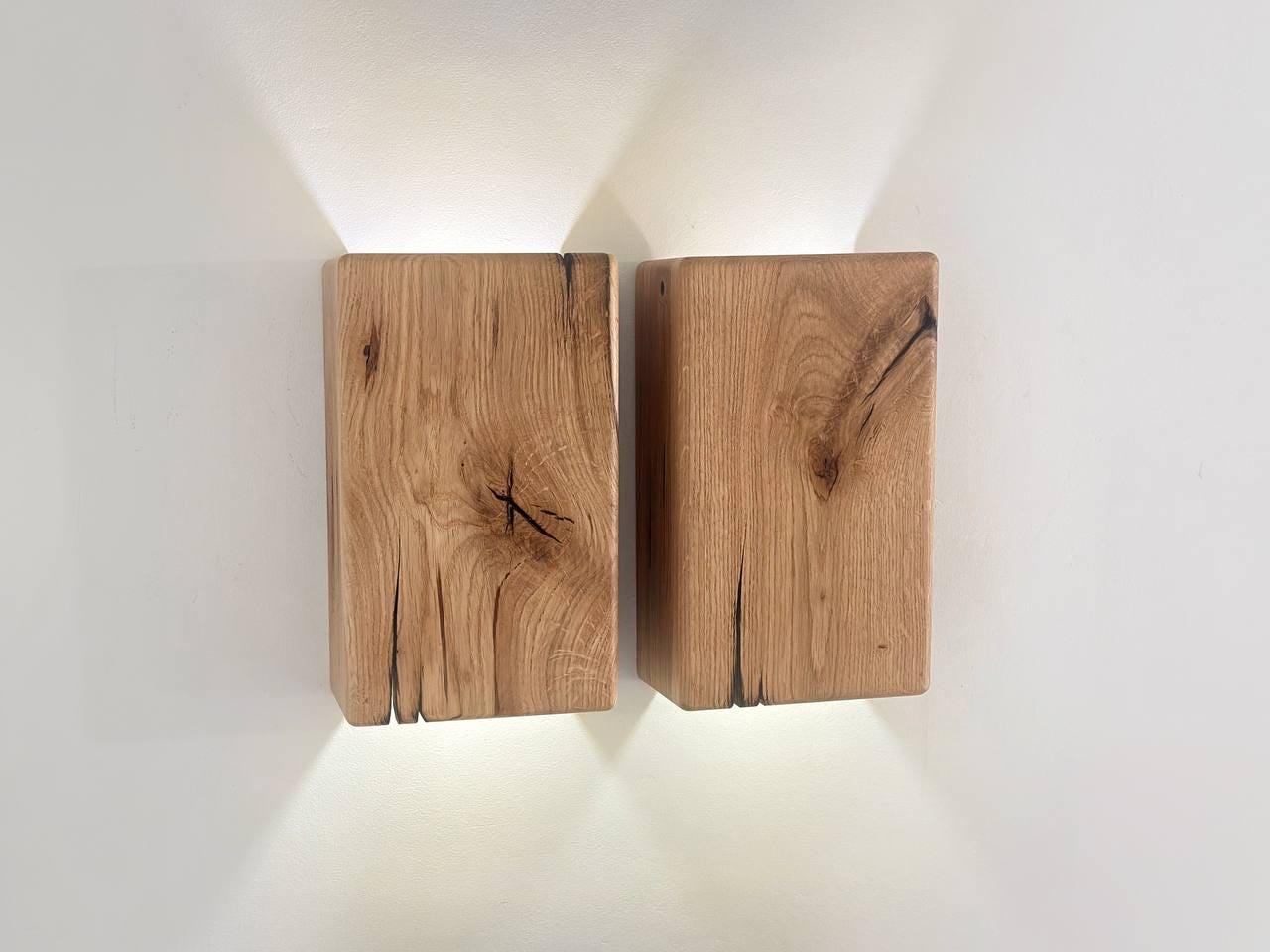 Reclaimed Oak Wall Lamp, Wooden Wall Sconce, Rustic Minimalist Light, Plug-in or Hardwired