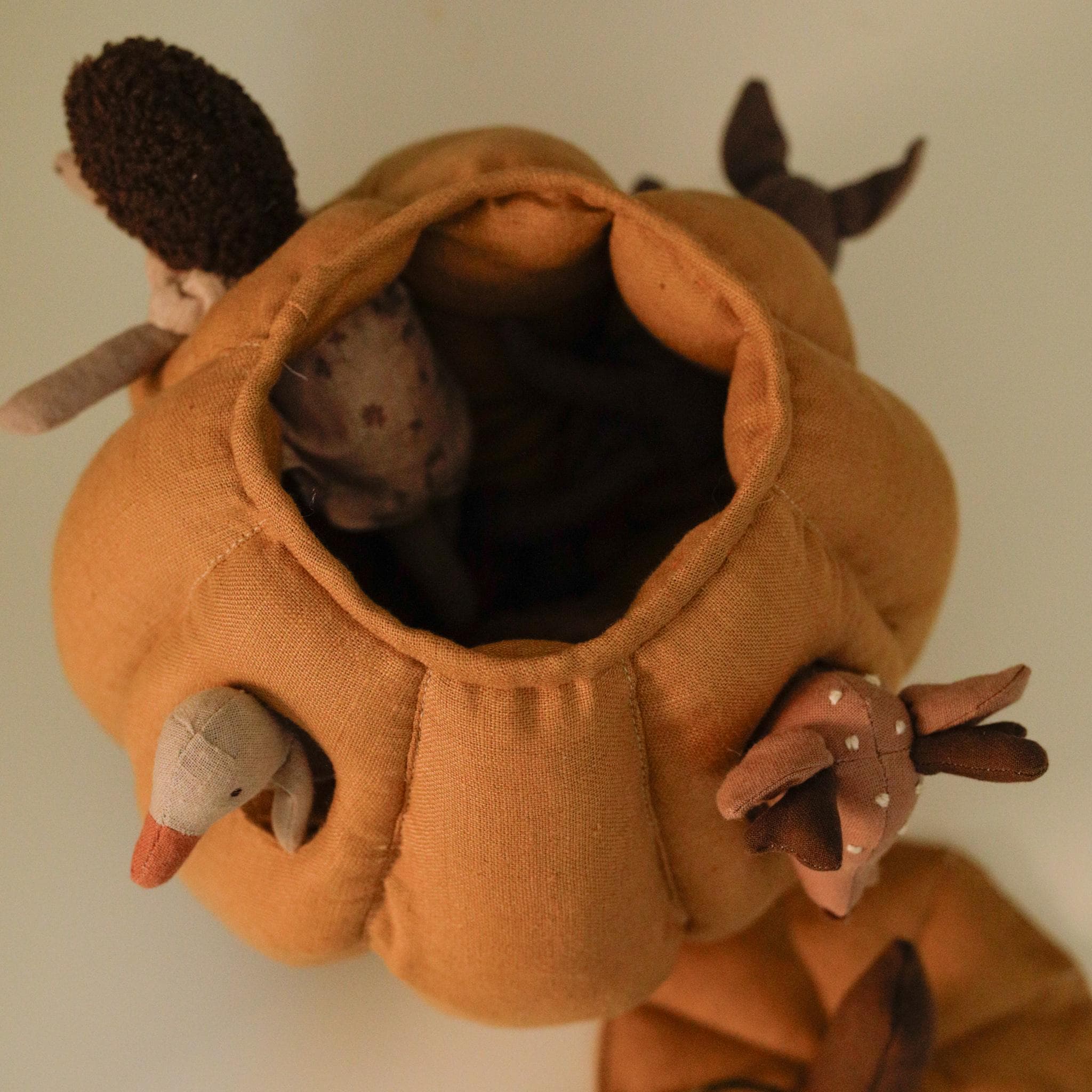 Fabric Pumpkin Sewing Pattern PDF, Hollow Pumpkin Tutorial, Autumn Fall Decor Sewing Pattern, Stuffed Pumpkin House, Woodland Toy Pattern